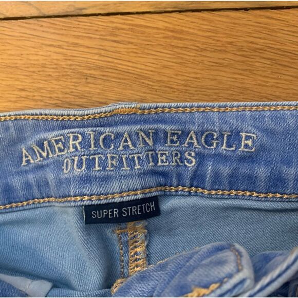 American Eagle - Picture 2 of 3
